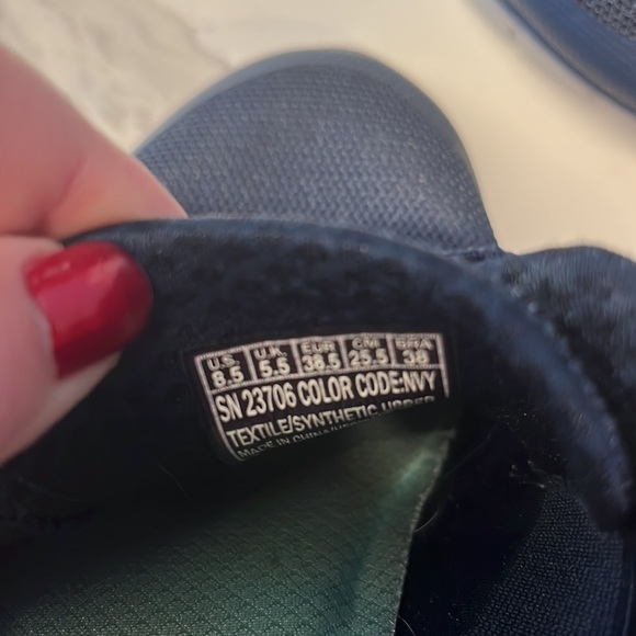 Skechers Slip On Shoes - Picture 4 of 4